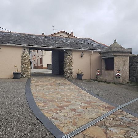 Casa Julia De Lozano Villa Rinlo Kültér fotó